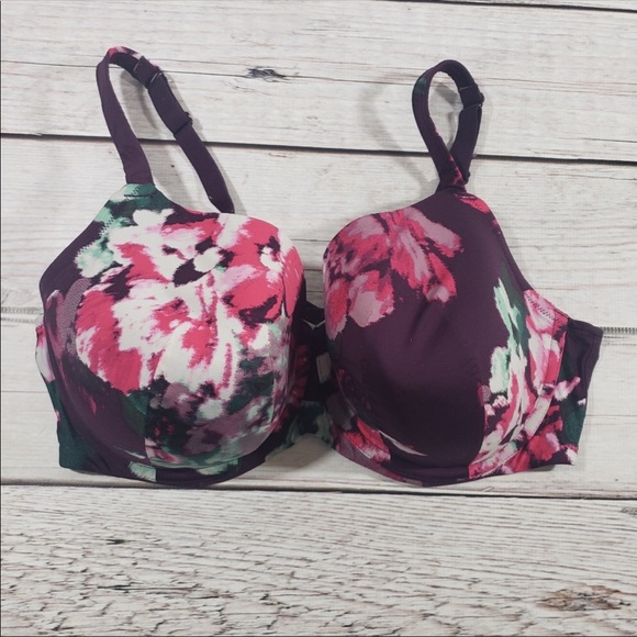 Cacique Other - Cacique Womens Floral Under wire bra size 40 DDD